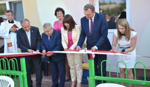 Więcej o: Otwarcie i poświęcenie Żłobka Samorządowego w Wiśniowej